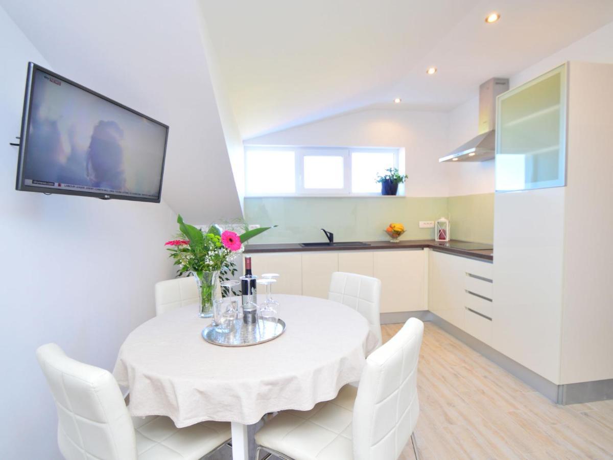 Apartment Rina-3 By Interhome Vodice Bagian luar foto